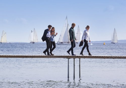 east-jutland-aarhus-infinity-bridge-four-people-walking-medium